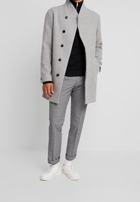 Jack & Jones PREMIUM Abrigo corto - mottled grey