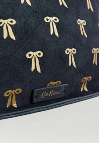 Cath Kidston BOW - Taška s příčným popruhem - navy