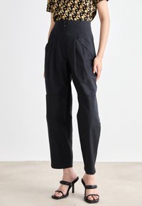 DKNY - WIDE LEG PANT WITH POCKETS - Kelnės - black Miniatiūros vaizdas 1