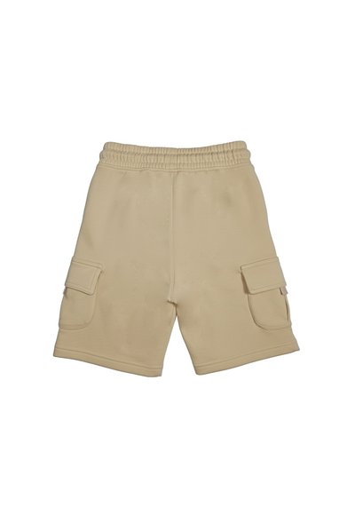 Beige knælange shorts med elastisk talje og to klaplommer på hver side.