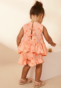 Next TEXTURED SLEEVELESS PEPLUM SET REGULAR FIT - Shorts - orange spot
