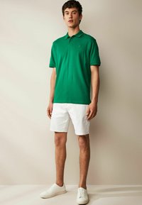 Next REGULAR - Poloshirts - green tennis