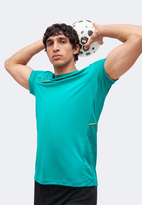Nike SHORT SLEEVE SOCCER - Sports T-shirt - rio teal/elemental gold-coloured — photo 4