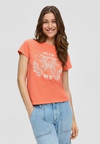 QS MIT FRONT - Printtipaita - orange