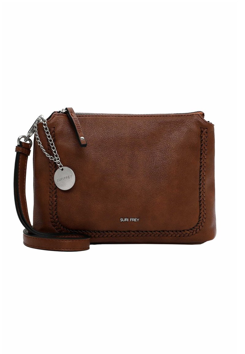 Borsa a tracolla in pelle marrone con superficie texturizzata, chiusura con zip, dettagli intrecciati lungo il bordo e tracolla a catena removibile.
