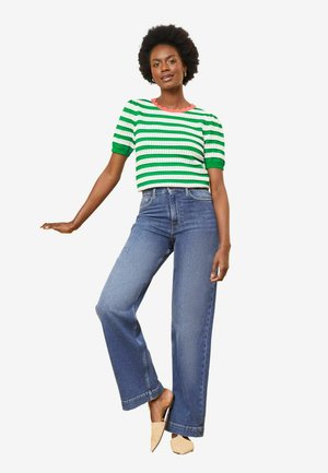 Love & Roses PUFF SHORT SLEEVE POINTELLE - Print T-shirt - green