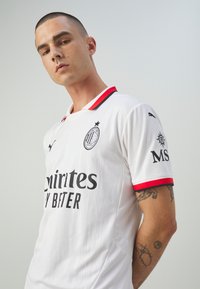 Puma AC MILAN AWAY REPLICA Club wear white/light grey/white