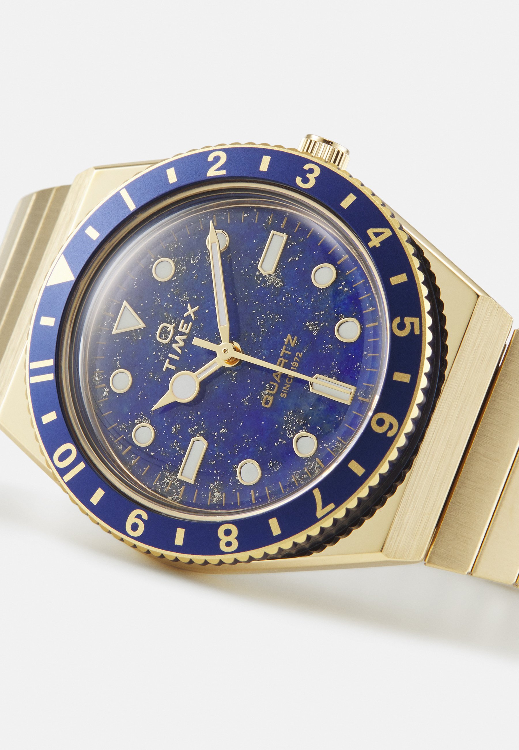 時計 Q Timex Gold Q Timex® Chronograph 40mm Leather Strap Watch - TW2W64400 | Timex UK