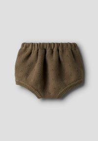 Bloomer tricoté marron pour bébé avec taille élastique et texture subtilement pointillée sur un fond gris clair.