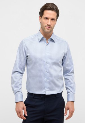 BEDRUCKT MODERN FIT - Shirt - himmelblau