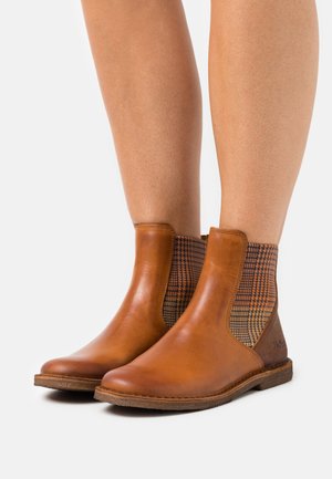 TINTO - Classic ankle boots - orange/camel