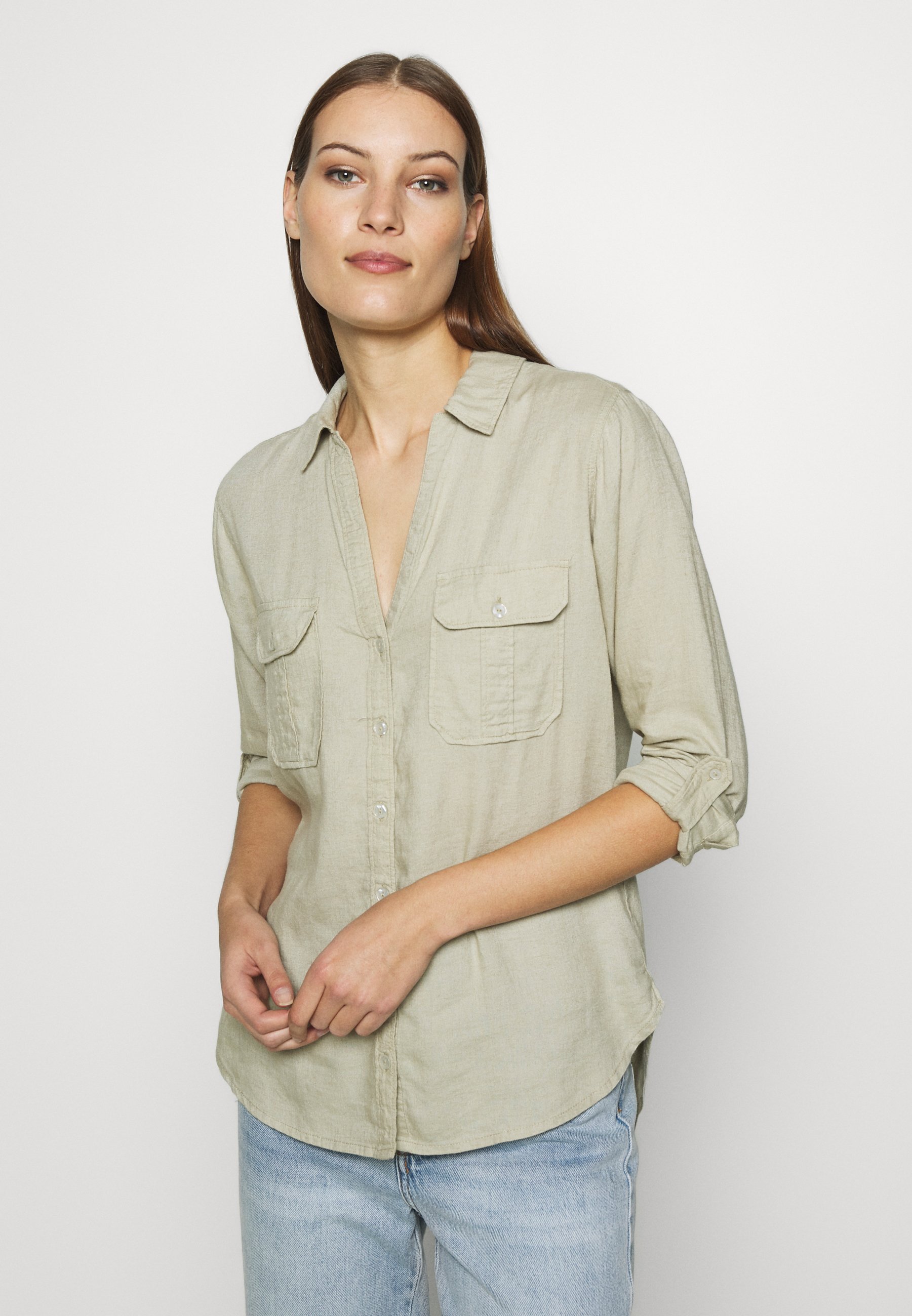 Abercrombie & Fitch ASIA UTILITY Skjorte light olive Abercrombie & Fitch SUMMER Skjorte green Zalando.no