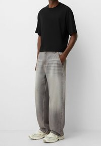 Bershka Jeans relaxed fit - light grey