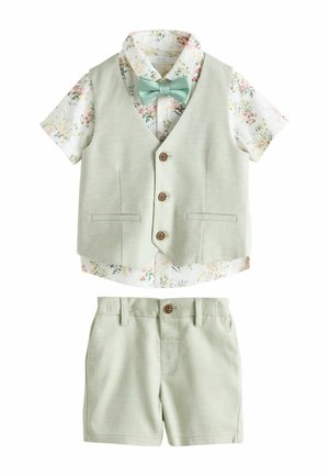 Hellgrüner Babyanzug mit knöpfbarer Weste, Shorts, florales kurzärmeliges Hemd und passende grüne Fliege.