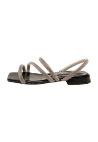 Sandalo con cinturini, suola in pelle nera e cinturini in tessuto grigio chiaro. Punta quadrata e tacco basso a blocco. Design minimalistico, senza decorazioni visibili.