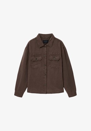 Brown long-sleeve button-up jacket with two front flap pockets and a collar, made of soft, slightly faded fabric.