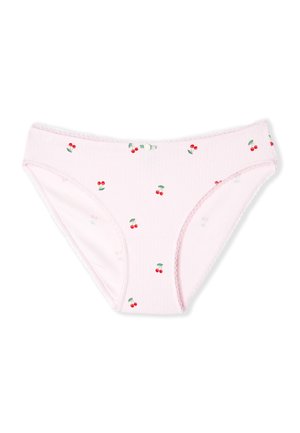 Sous-vêtement féminin style bikini rose clair avec de petites imprimés de cerises rouges et un petit nœud blanc au centre de la ceinture.