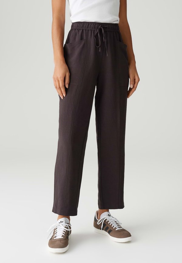 MID RISE RELAXED FIT - Stoffhose