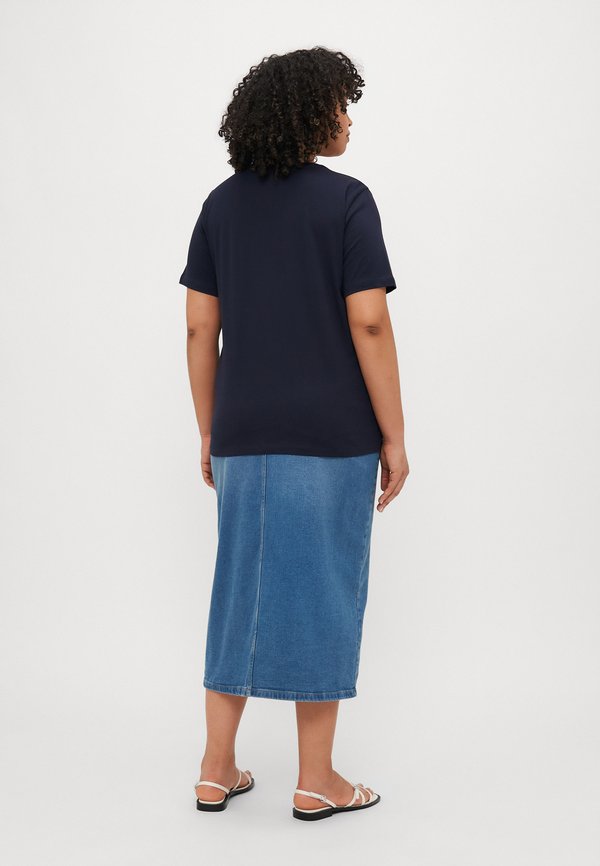 CARKITA LIFE FOOD TEE  - Print T-shirt - night sky3