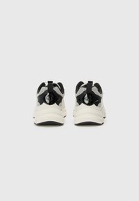 Champion COUNTESS EVOLVE - Trainingsschuh - white/black