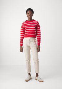 GANT SLIM SLACK - Chinos - soft oat
