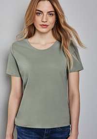 Street One Jednoduché tričko - grün