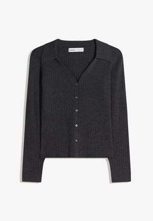 Temno sivi rebrasti pulover z V-izrezom, dolgimi rokavi in petimi gumbi za zapenjanje. Mehka tekstura in oprijeta zasnova.