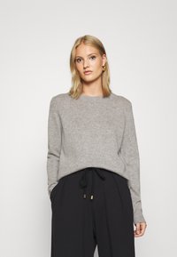 Davida Cashmere STRAIGHT O NECK SWEATER - Camisola - light grey