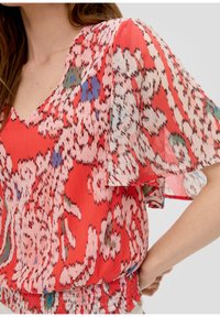 s.Oliver MIT STRUKTUR - Bluse - hellorange