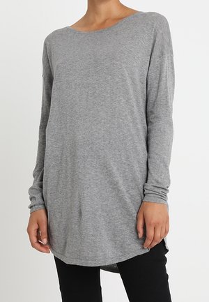 Sweter