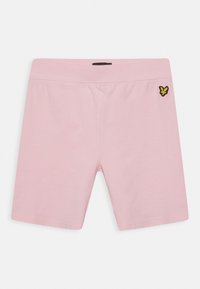 Calções cor-de-rosa claros feitos de algodão macio, apresentando uma faixa elástica na cintura e um pequeno emblema preto e amarelo no lado esquerdo.