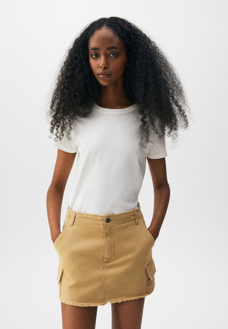 Damen Jeansröcke | PULL&BEAR WITH POCKETSA-Linien-Rockbeige/offwhite - TV17357 Damen Jeansröcke | PULL&BEAR WITH POCKETSA-Linien-Rockbeige/offwhite - TV17357