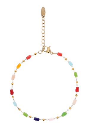 Goldkettchenarmband mit kleinen polierten Goldperlen und rechteckigen mehrfarbigen Perlen in Rot, Orange, Blau, Grün und Rosa, Karabinerverschluss.