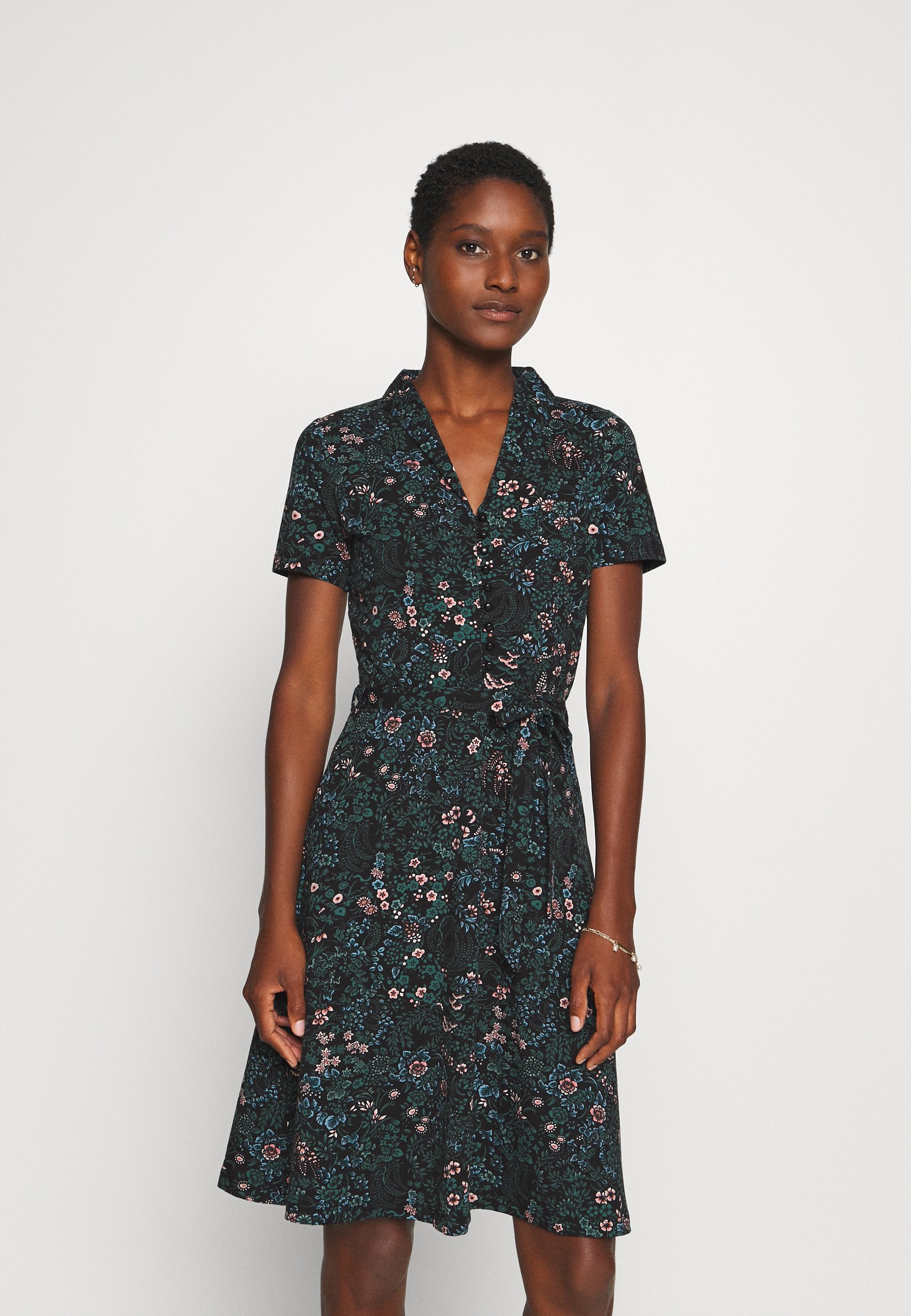 King Louie Emmy Dress Monterey Freizeitkleid Black Grun Zalando De 