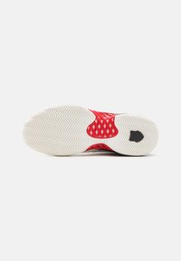 K-SWISS HYPERCOURT EXPRESS 2 HB - Zapatillas de tenis para tierra batida - white/limo red