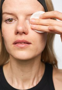 Eisenberg PURE MICELLAR WATER - Nettoyant visage
