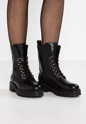 Tamaris Bottines à lacets - black