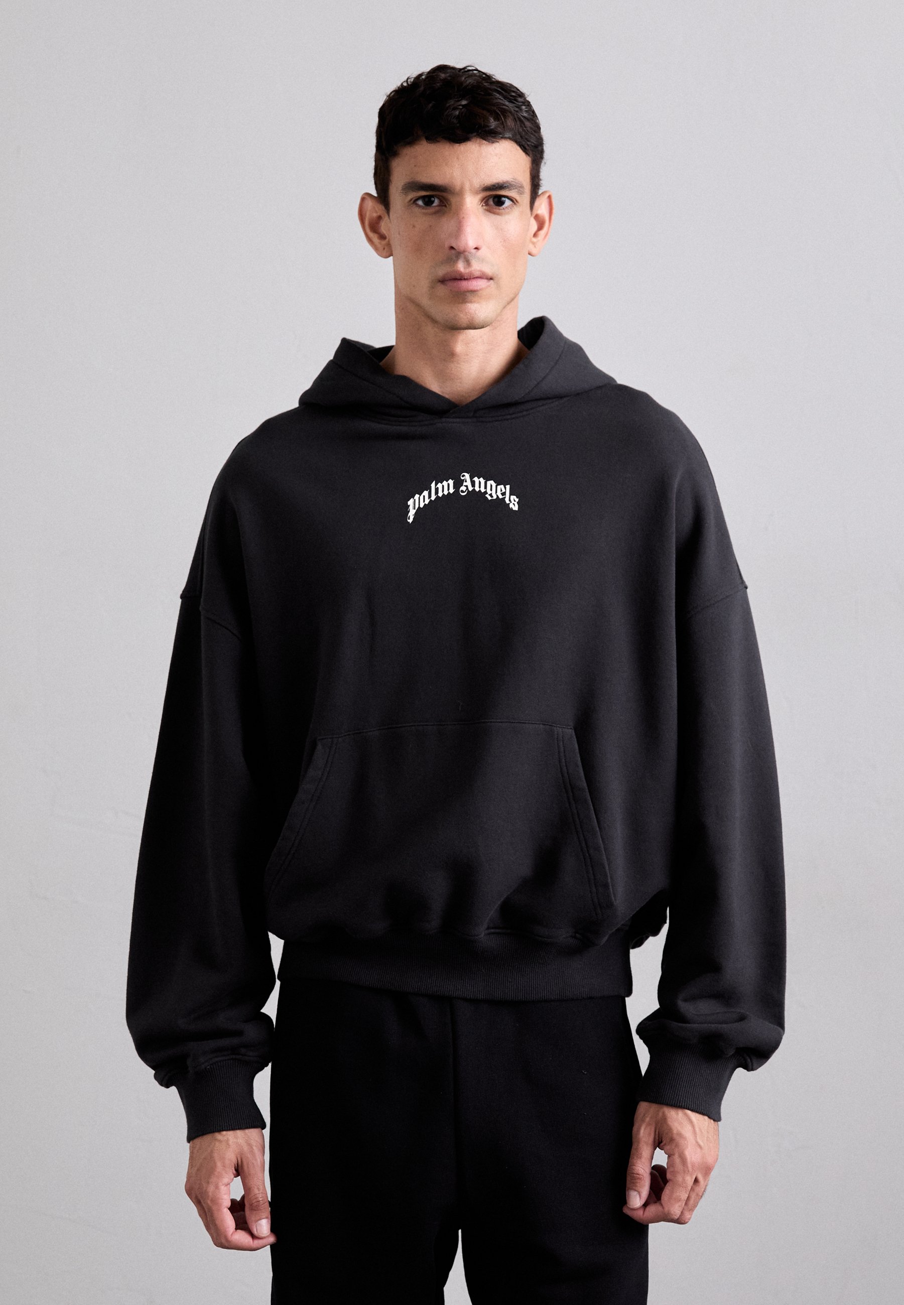 Palm Angels BACK CURVED LOGO LOOSE HOODY - Melegítőfelső