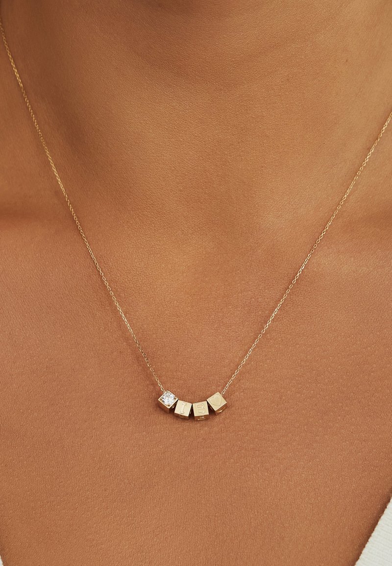 Isabel Bernard Le Carre Felie - Charms - gold coloured