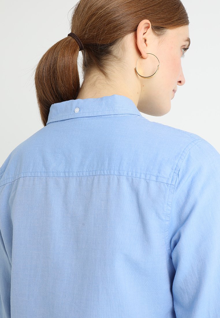 GAP FITTED BOYFRIEND Skjorte light blue Zalando.no GAP FITTED BOYFRIEND - Skjorte - light blue