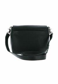 Sac en cuir noir texturé en bandoulière avec une sangle réglable et des fermoirs en métal argenté, présenté de dos sur fond blanc.