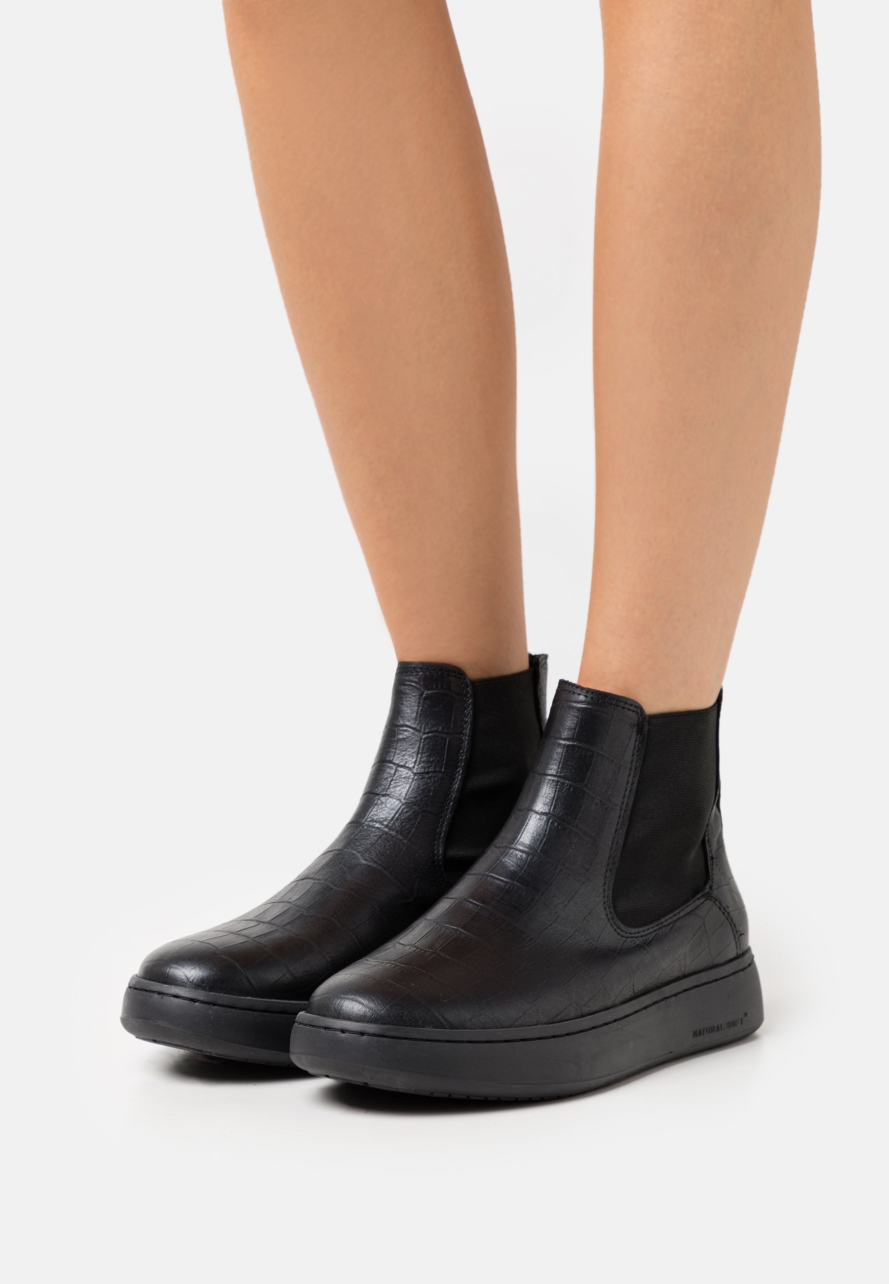 Woden HANNAH - Ankle boots - black 