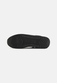 BOSS KAI RUNN ADAPTIVE - Trainers - black