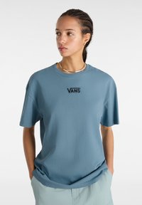 Vans FLYING V OVERSIZED - T-shirts basic - bluestone
