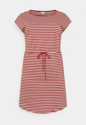 Rood-witte horizontaal gestreepte jurk met korte mouwen, ronde hals en een trekkoord in de taille op een effen achtergrond.
