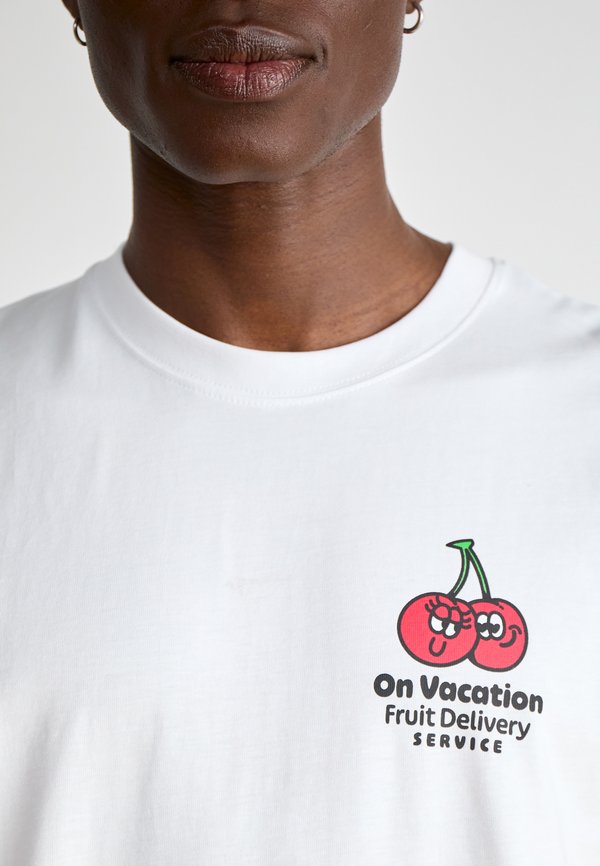 FRUIT STICKERS UNISEX - Print T-shirt4