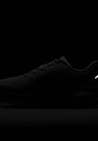 Nike Performance VOMERO 18 - Παπούτσια για τρέξιμο σε δρόμο - light silver barely volt dusty olive college grey