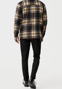 PULL&BEAR Kurtka wiosenna