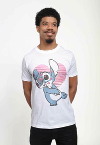 Disney LILO & STITCH KISSY FACED UNISEX - Camiseta estampada - white