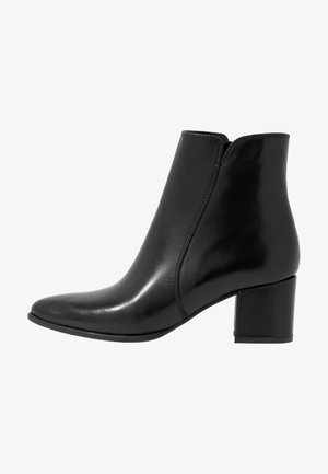 Anna Field LEATHER - Klassiset nilkkurit - black